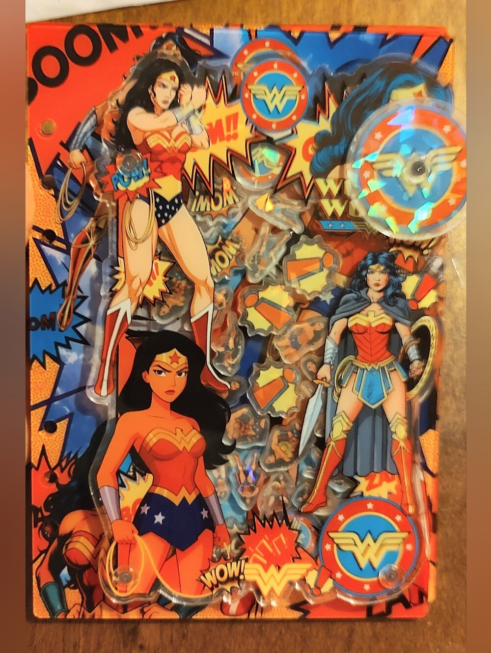 New! Wonder Woman Acrylic Shaker Notebook With Paper